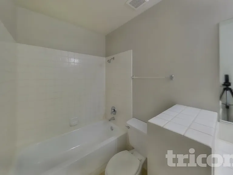 1947 Guinn Dr — Photo 13