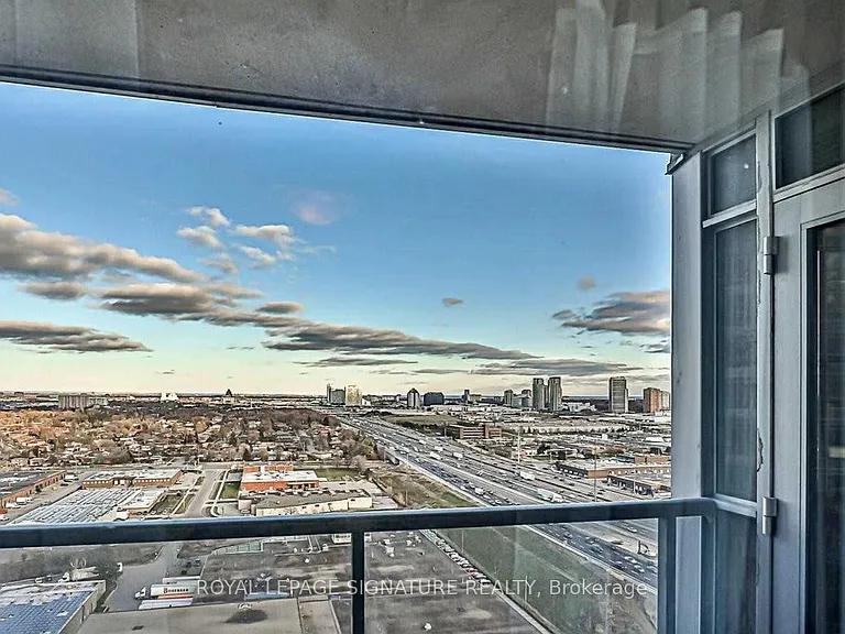 125 Village Green Sq #2301 — Photo 17