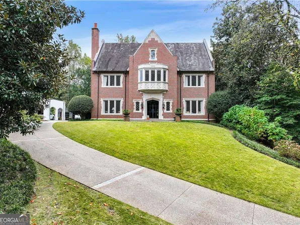 369 Pine Tree Dr NE, Atlanta, GA 30305