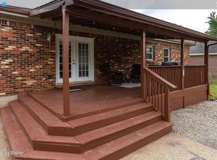 1024 Club Dr, Goshen, KY 40026