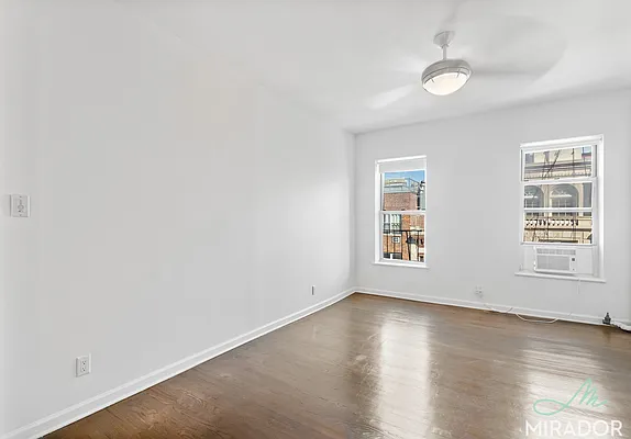 Rented by Mirador Real Estate | media 6