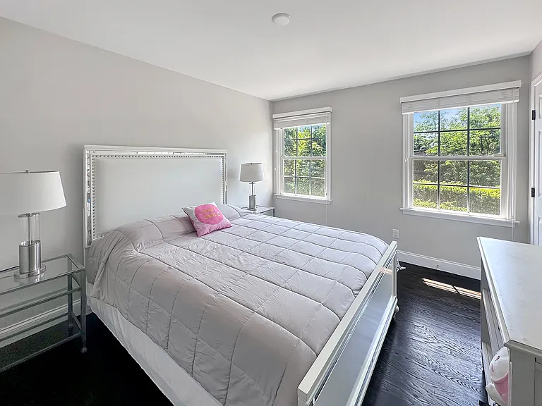 5765 Bergen Ave — Photo 18