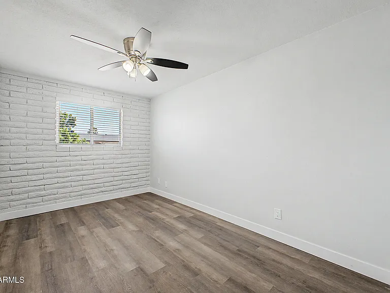 4214 W Lewis Ave — Photo 20
