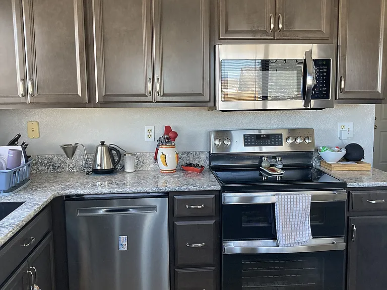 7513 Harlan Way — Photo 4