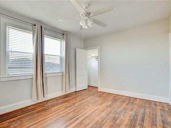 4th image of 9216 Rippard Ave