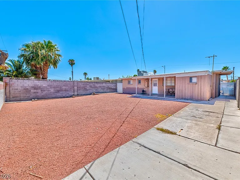 612 Stanford St — Photo 15