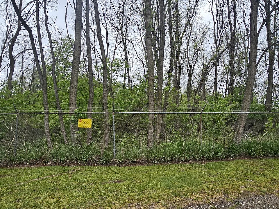 2nd image of Orchard Knoll Dr