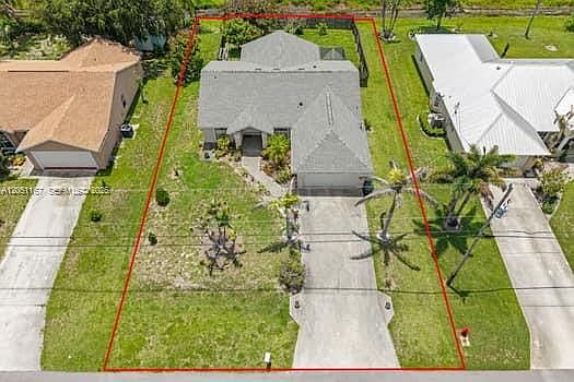 2nd image of 3257 SE Pinto St
