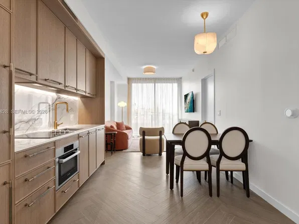 2700 NW 2nd St #720, Miami, FL 33127