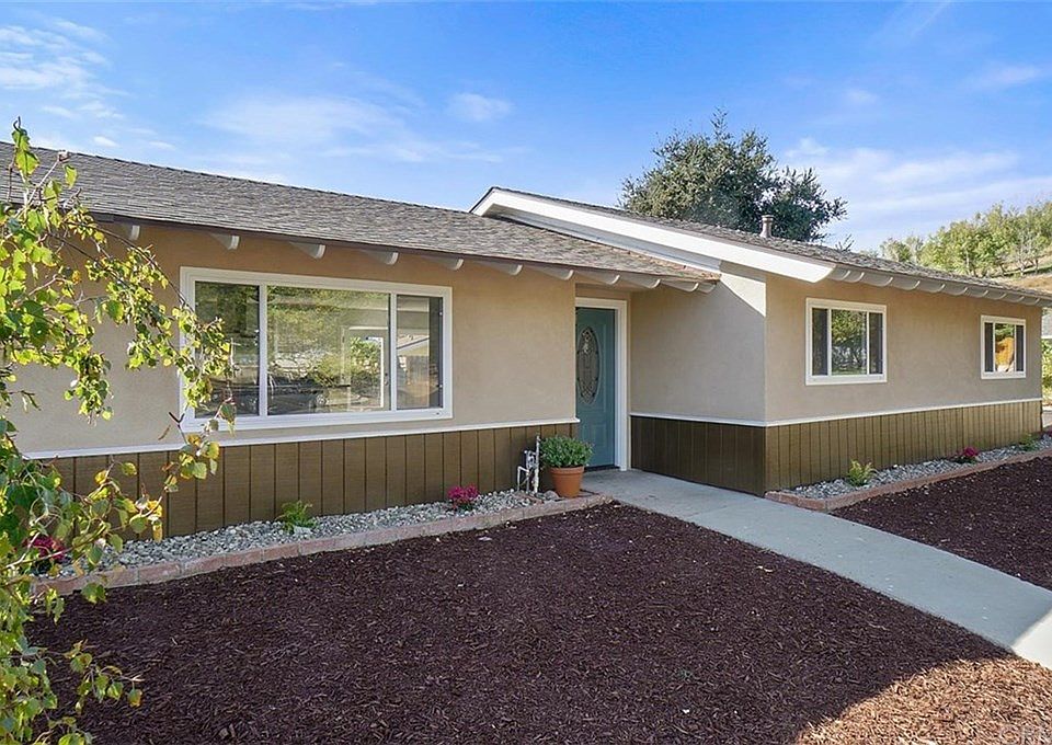 1st image of 493 Scandia Dr
