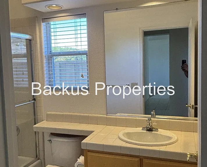 18223 Viewcrest Ln — Photo 16
