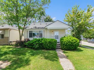 24309 Tuscany Ave, Eastpointe, MI