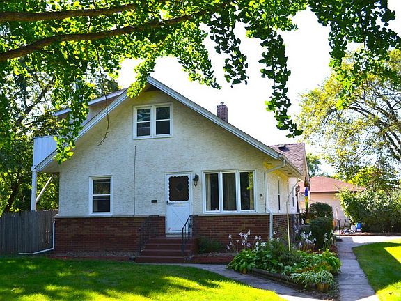 4th image of 5455 Humboldt Ave N