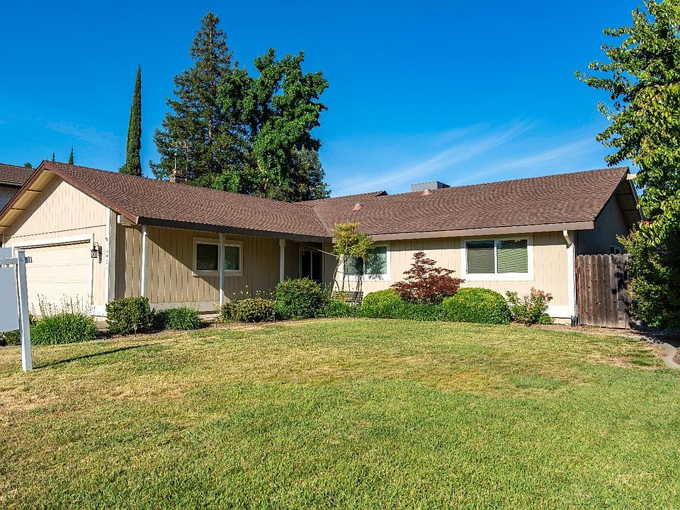 1st image of 1401 Vista Creek Dr