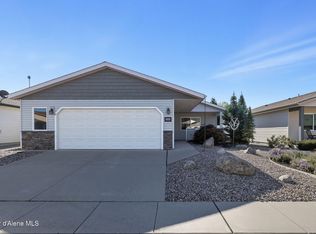 8660 W Sawtooth St, Rathdrum, ID 83858