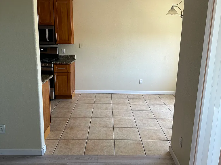 535 Marina Bay Pkwy #C — Photo 3