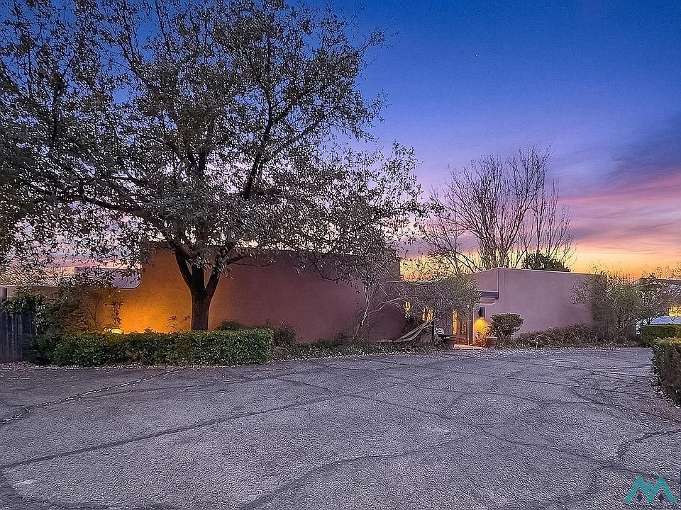1st image of 2610 Gaye Dr