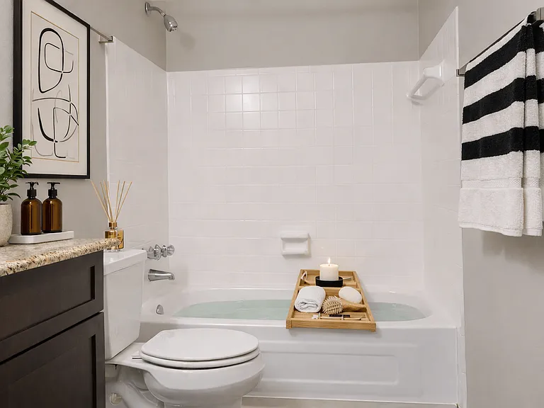 Foote Hills Apartments - Grand Rapids, MI — Photo 2