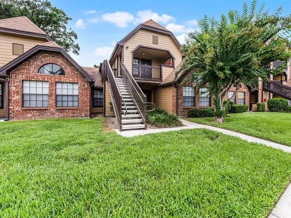 415 Lakepointe Dr Unit 207, Altamonte Springs, FL 32701