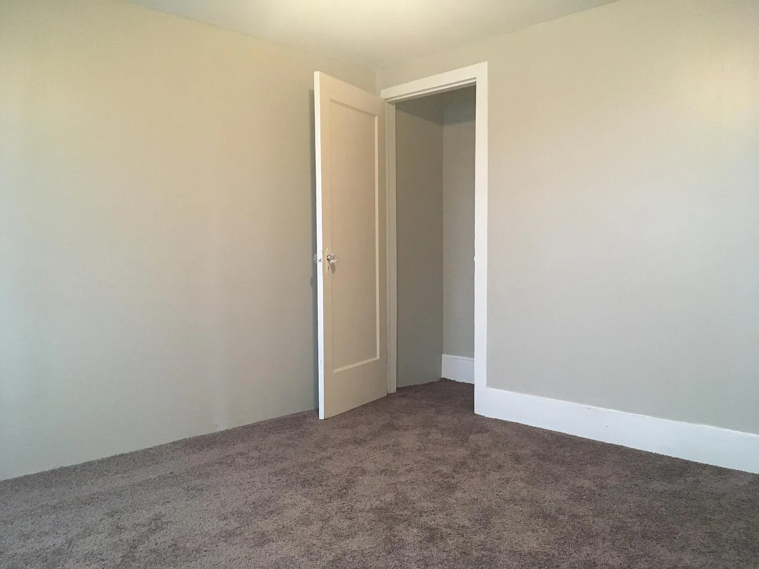 1 bed, 700 sqft, $875 — Photo 3