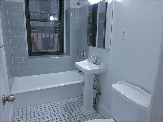 Rented by City & Suburban | media 21