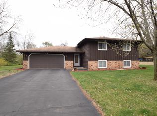 4014 8th Ln, Anoka, MN 55303