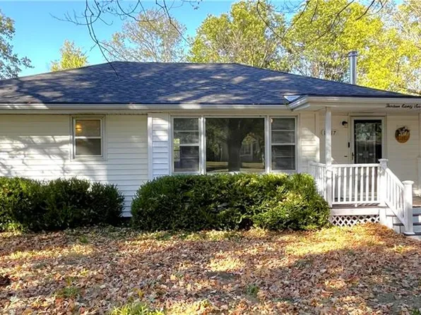 1387 Marblecrest Dr, Fort Scott, KS 66701