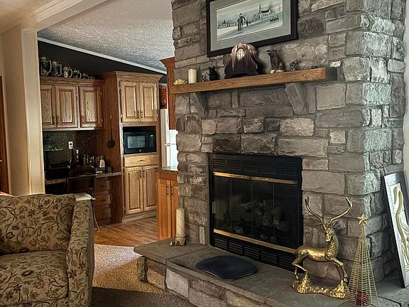5th image of 6858 Maple Ln