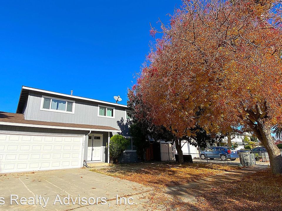 1st image of 1197 Holly Hill Dr