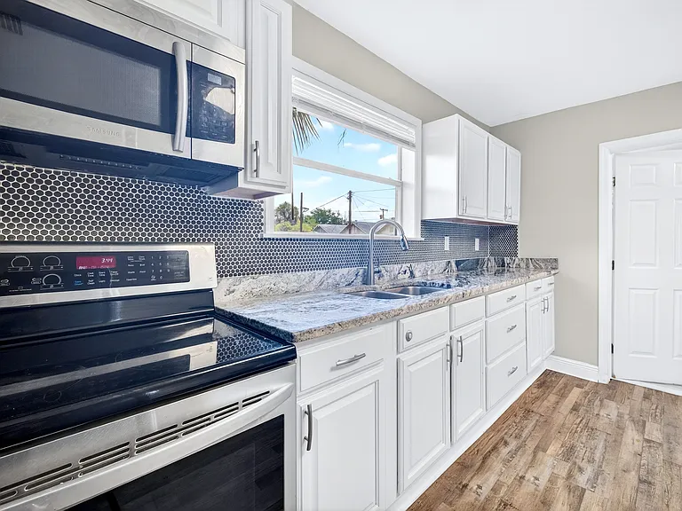 1716 E Columbus Dr #A — Photo 31