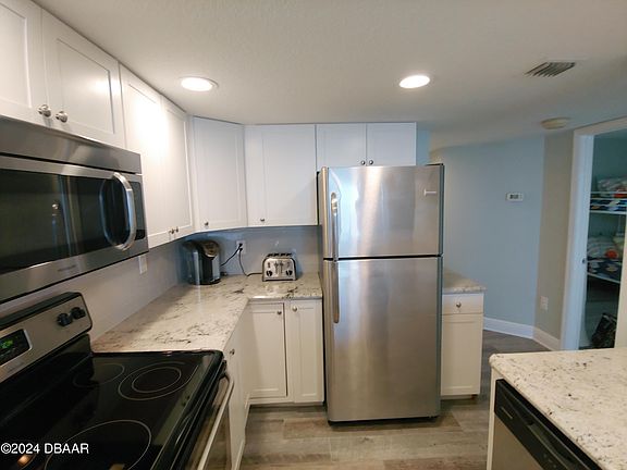 4th image of 4453 S Atlantic Ave Unit 607