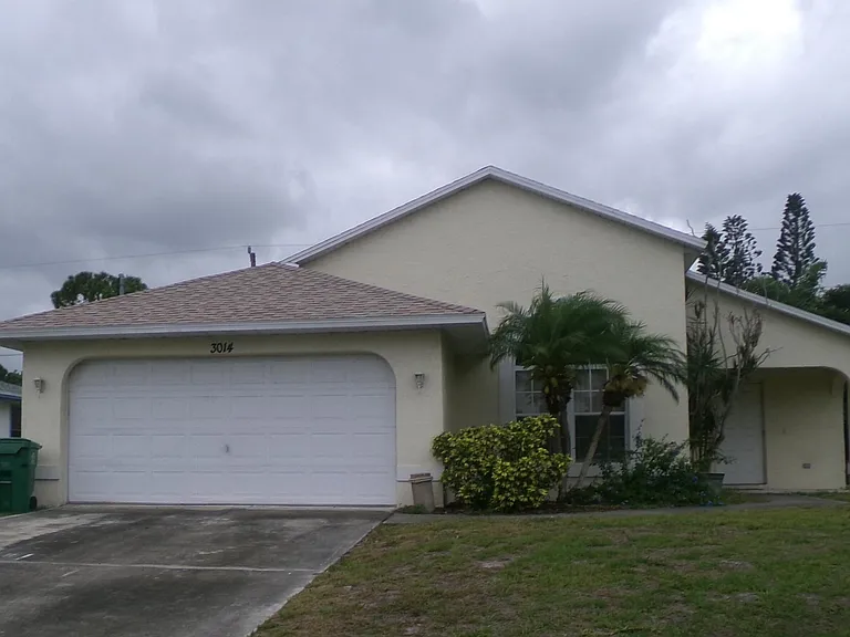 3014 SW Segovia St — Photo 1