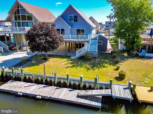 9 Nantucket Ct, Little Egg Harbor, NJ 08087