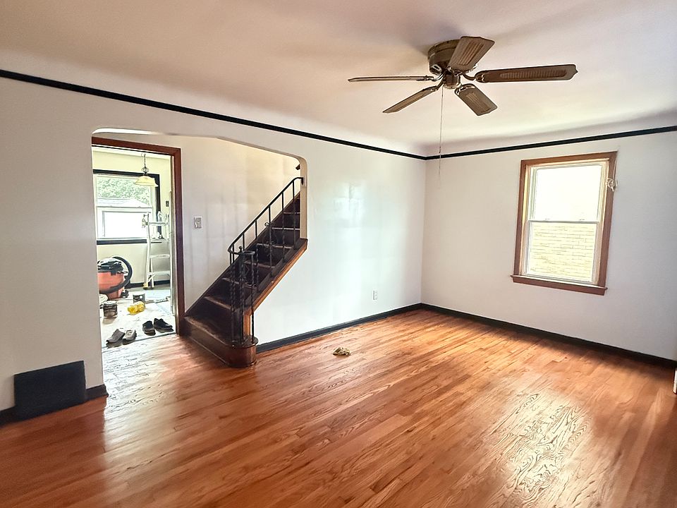 1st image of 21260 Goller Ave