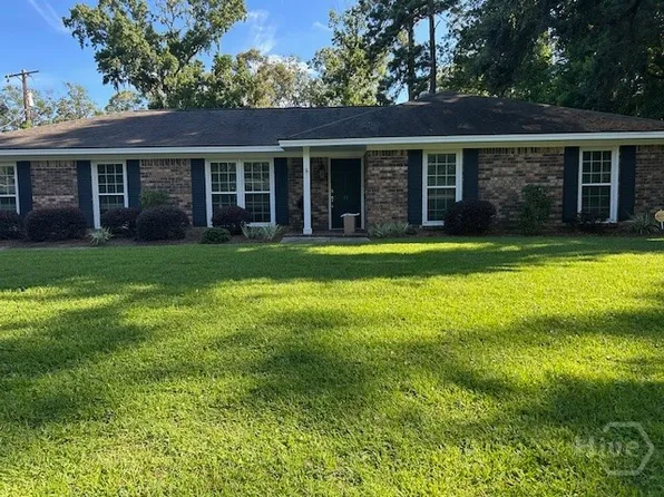 11 Fallowfield Drive, Savannah, GA 31406