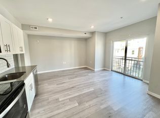 2243 N Broad St #2R, Philadelphia, PA 19132