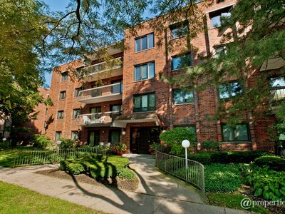 9201 Drake Ave APT 204, Evanston, IL, 60203