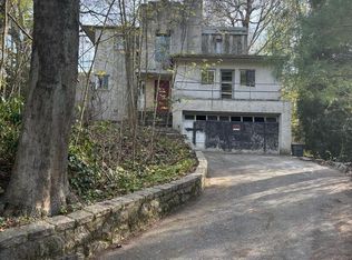 150 Burkewood Rd, Mount Vernon, NY 10552