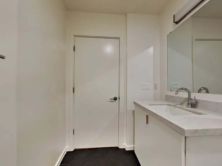2775 Market St — Photo 19