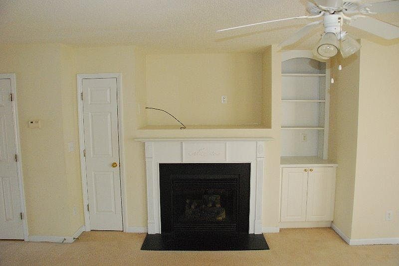 2nd image of 2413 Pumpkin Ridge Way