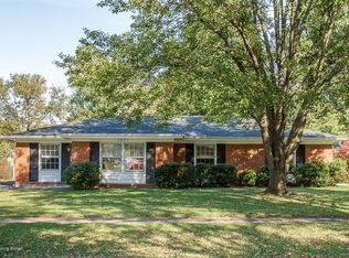 2821 Rockhaven Ave, Louisville, KY 40220
