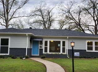 1307 Aldridge St, Commerce, TX 75428