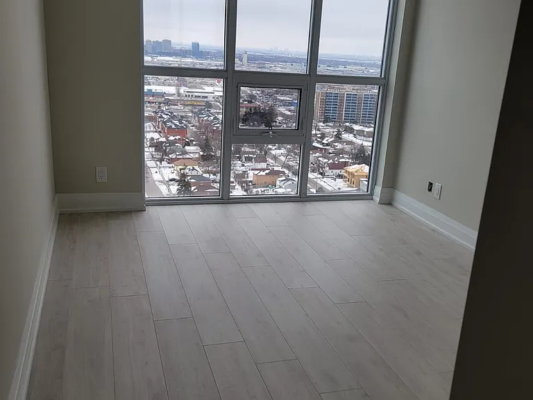 15 Lynch St #2302 — Photo 17