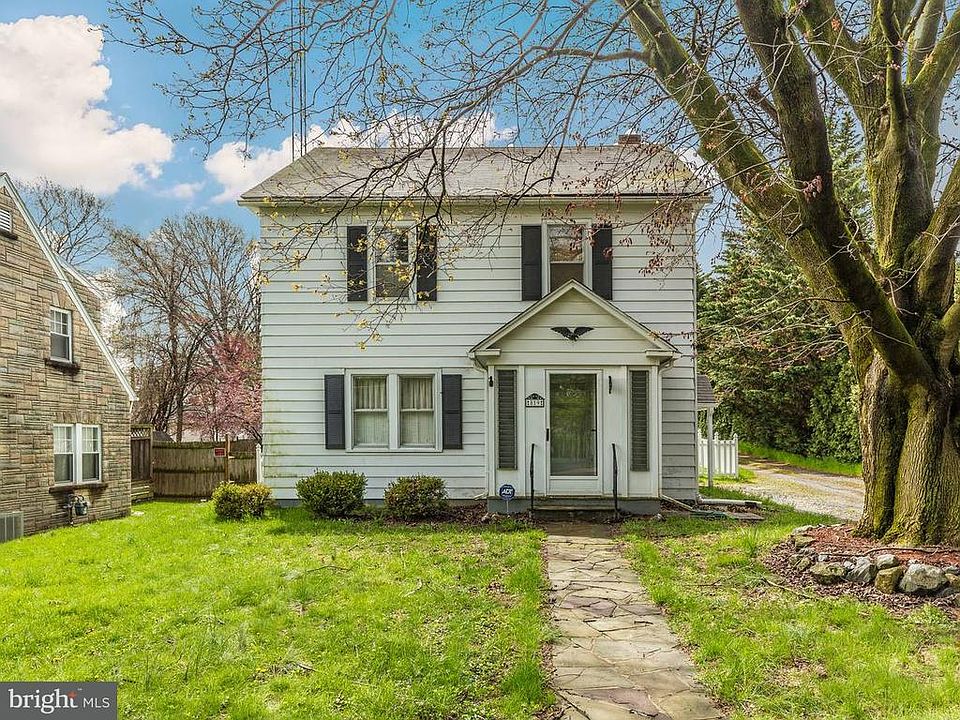 1st image of 819 W Irvin Ave