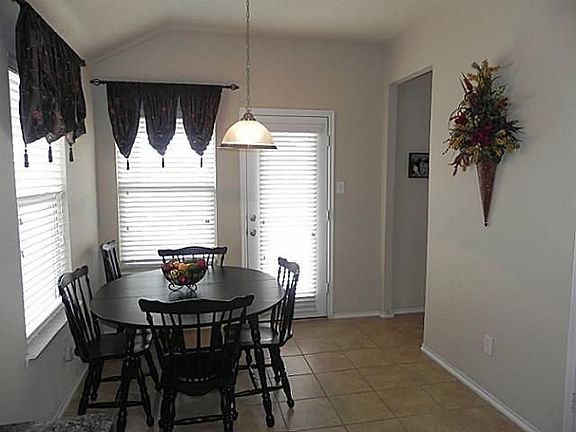 4th image of 1209 Alder Tree Ln