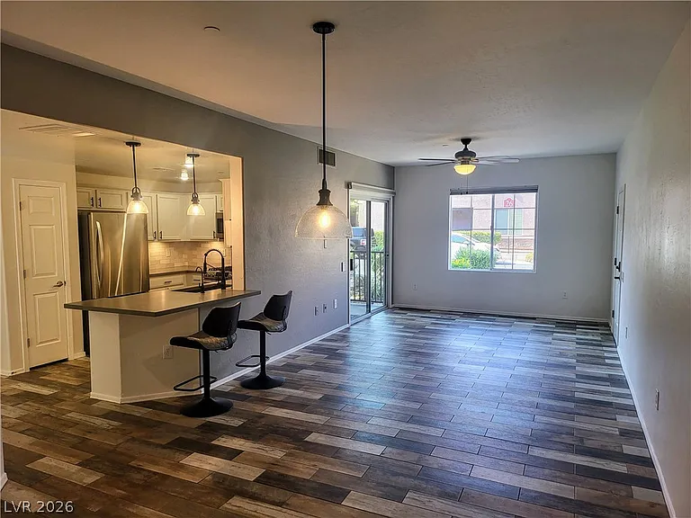 6868 Sky Pointe Dr #1047 — Photo 16