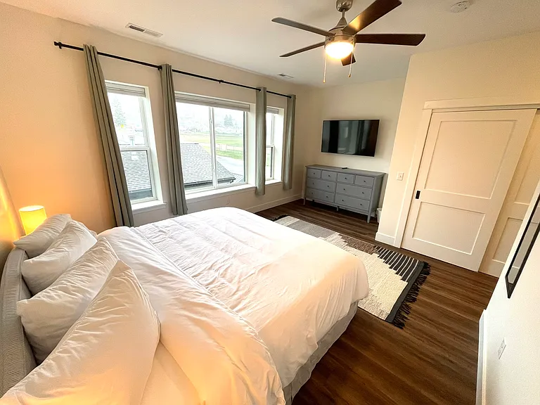 1215 Allison St #B — Photo 8