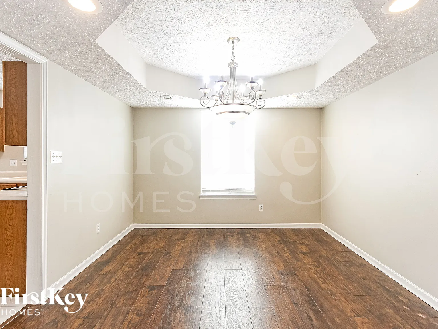 3 bed, 2.5 bath, 1822 sqft, $2,385 — Photo 4