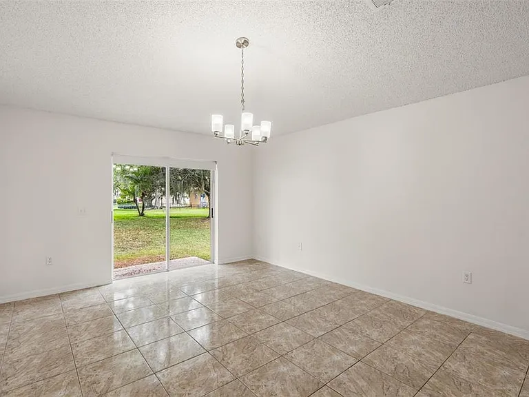 16918 Corner Hill Ct — Photo 11