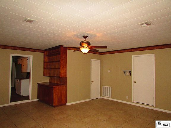 4th image of 1705 Arcadia Dr